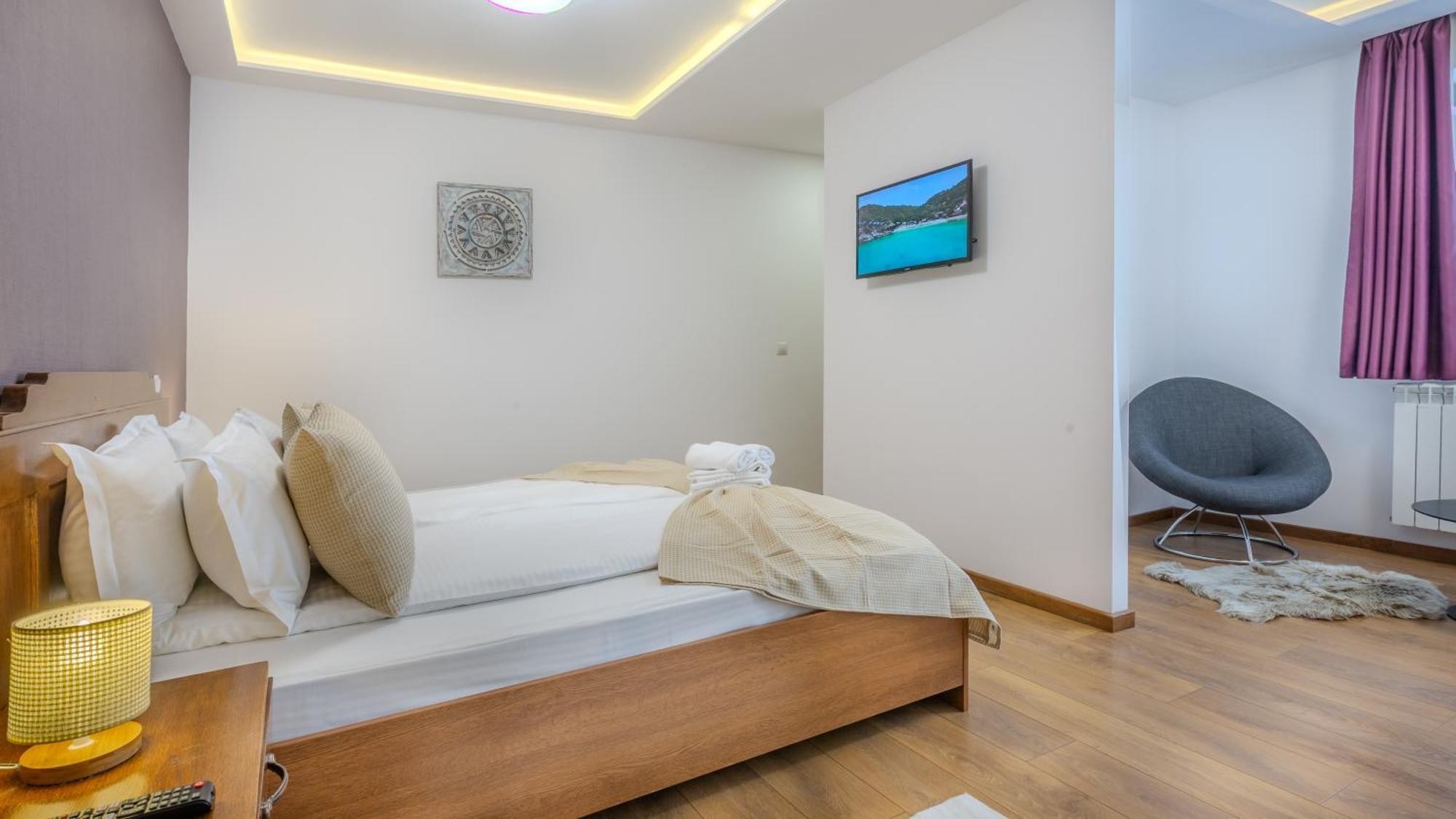 Sun Villas Accommodation 布拉索夫 外观 照片